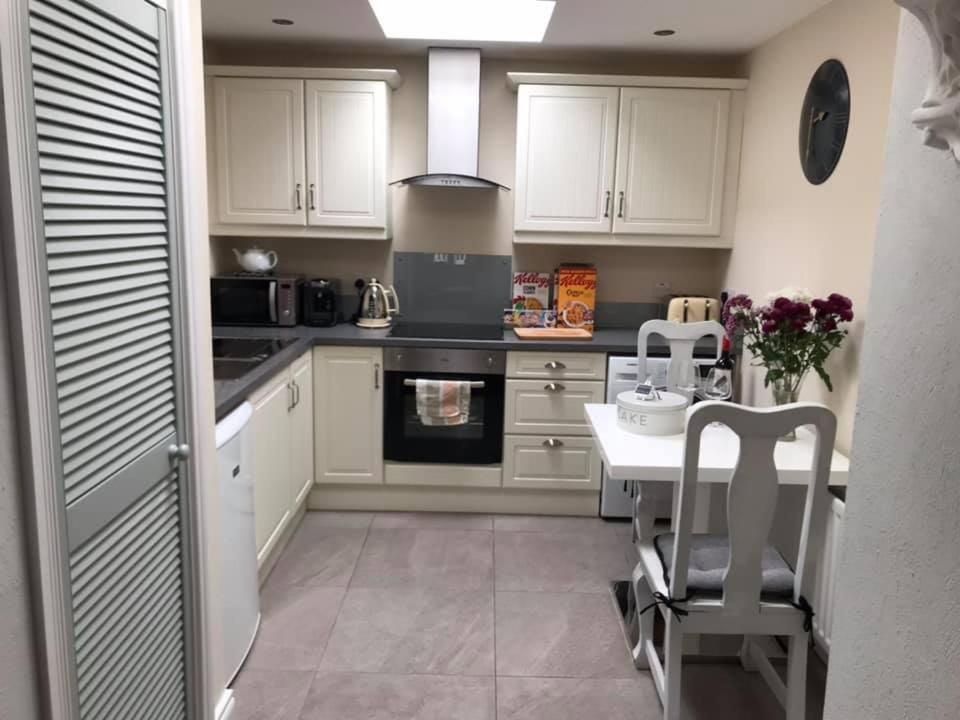 הילסבורו Arthur Street Guest Cottage No16 מראה חיצוני תמונה